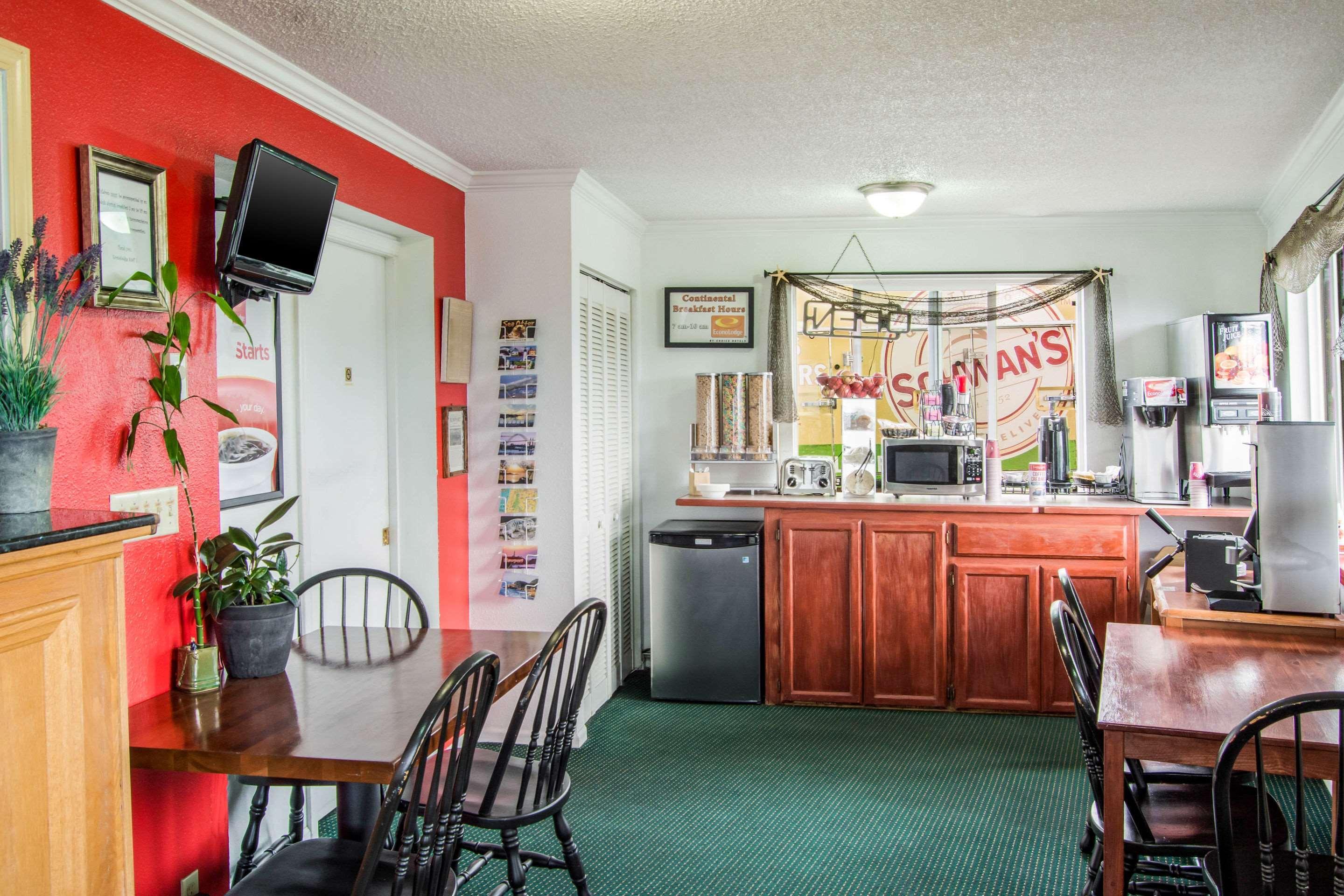 Econo Lodge Newport Tower Eksteriør billede