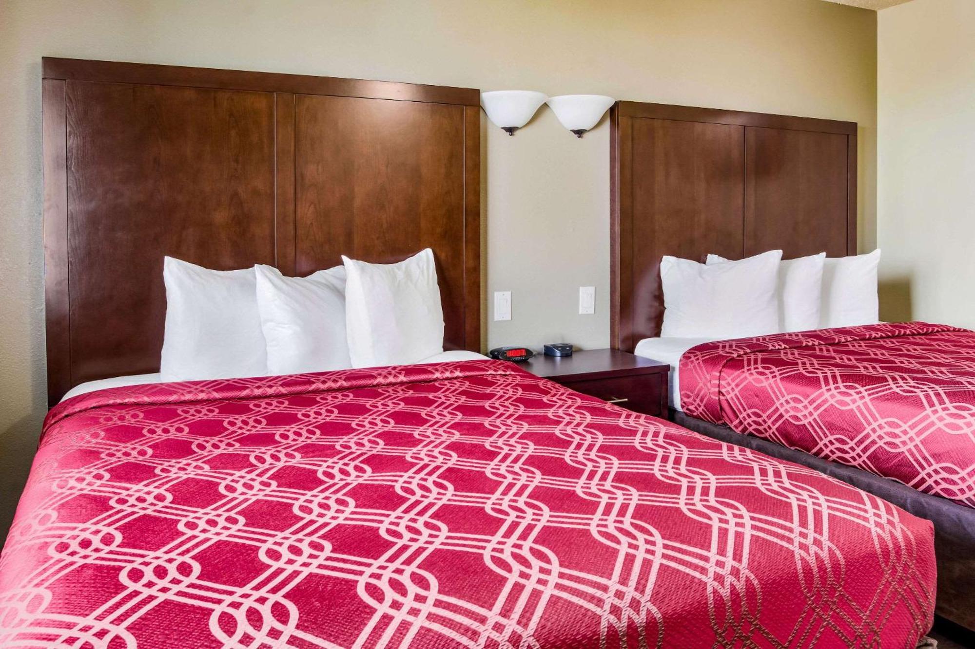 Econo Lodge Newport Tower Eksteriør billede