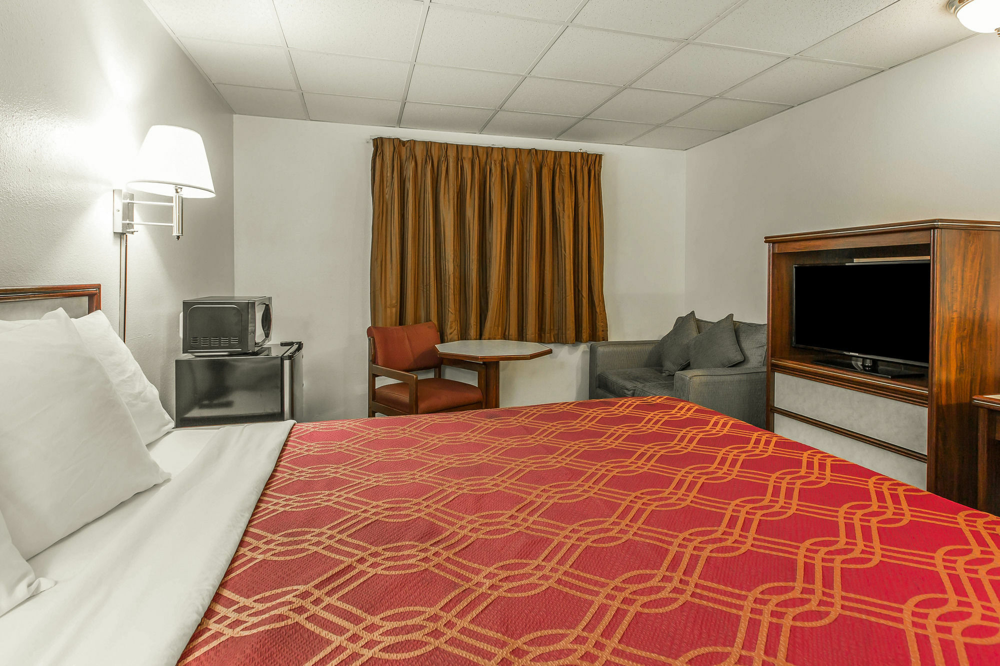 Econo Lodge Newport Tower Eksteriør billede