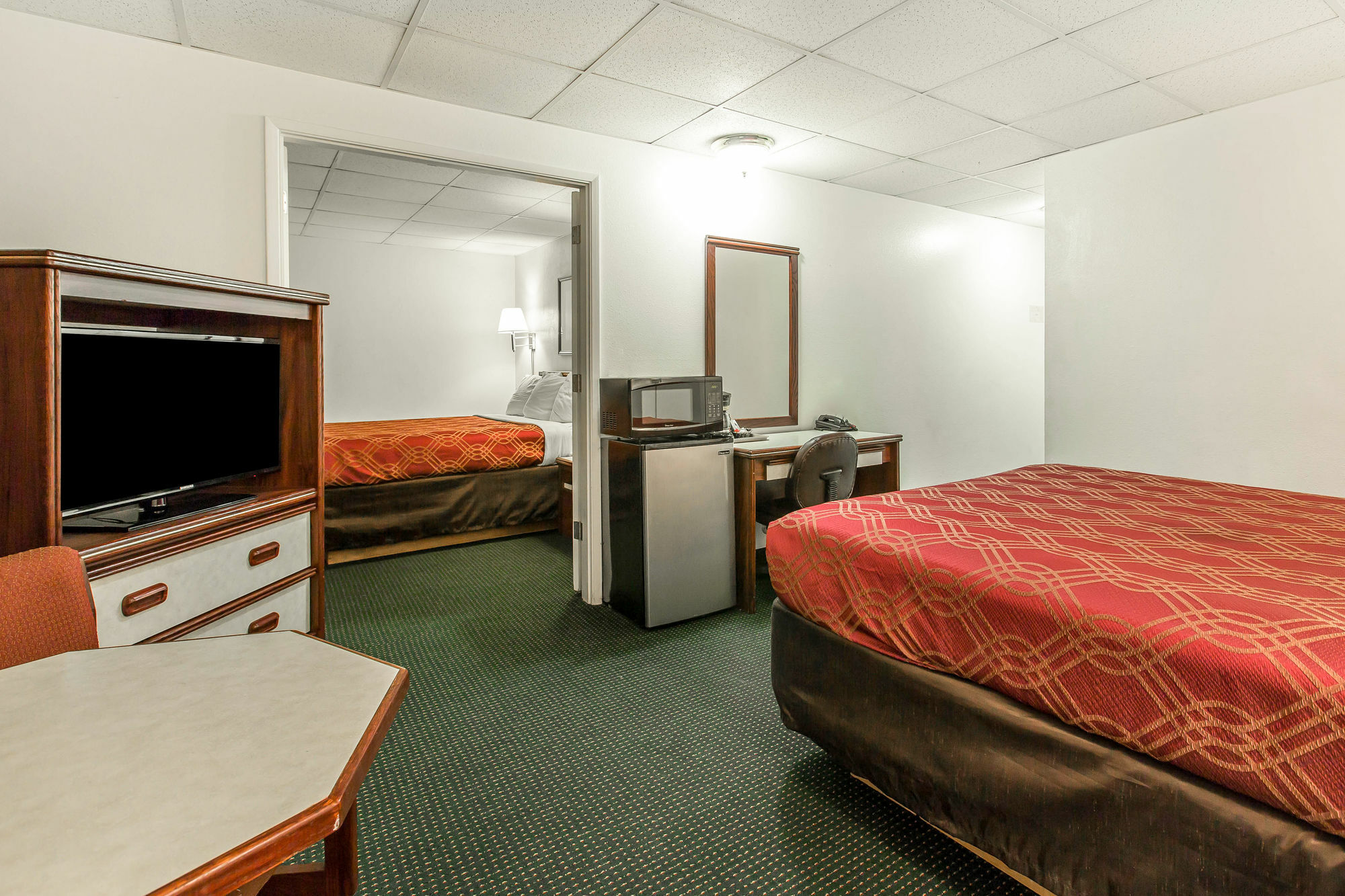 Econo Lodge Newport Tower Eksteriør billede